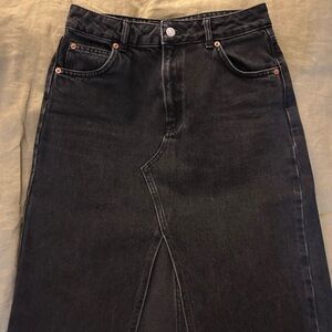 Top Shop Women’s Black Denim Skirt Jeans